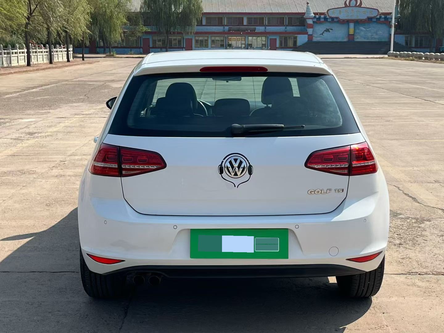 Volkswagen Golf 2015 car image #8