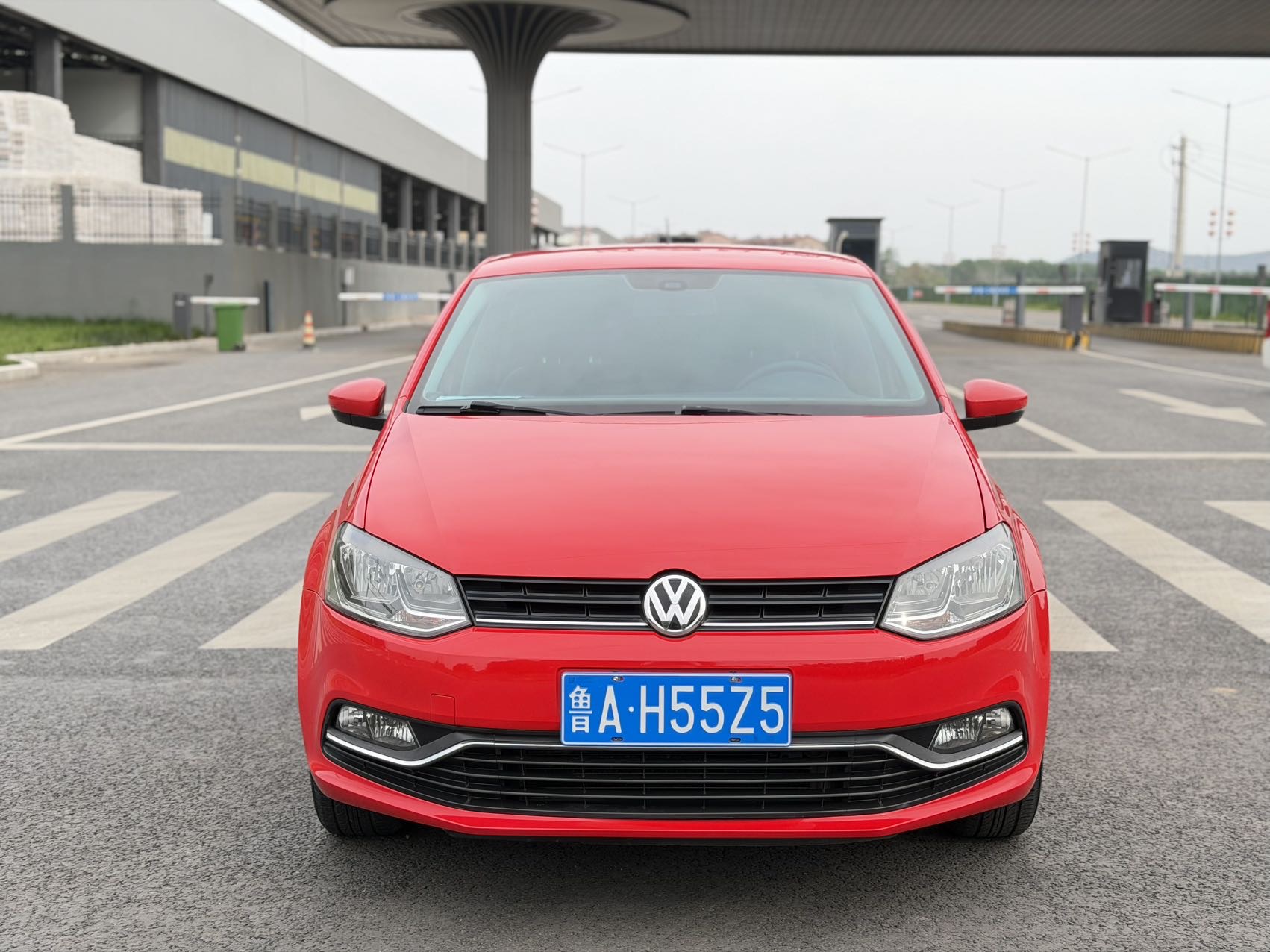 Volkswagen Polo 2015 imagem de carro #2