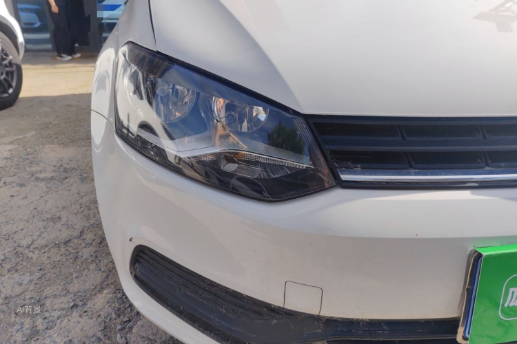 Volkswagen Polo 2019 car image #8