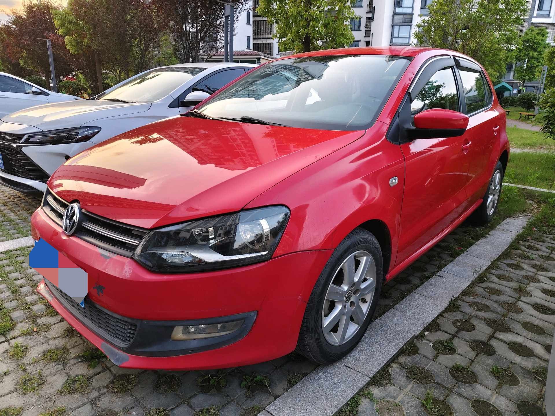 Volkswagen Polo 2013 car image 