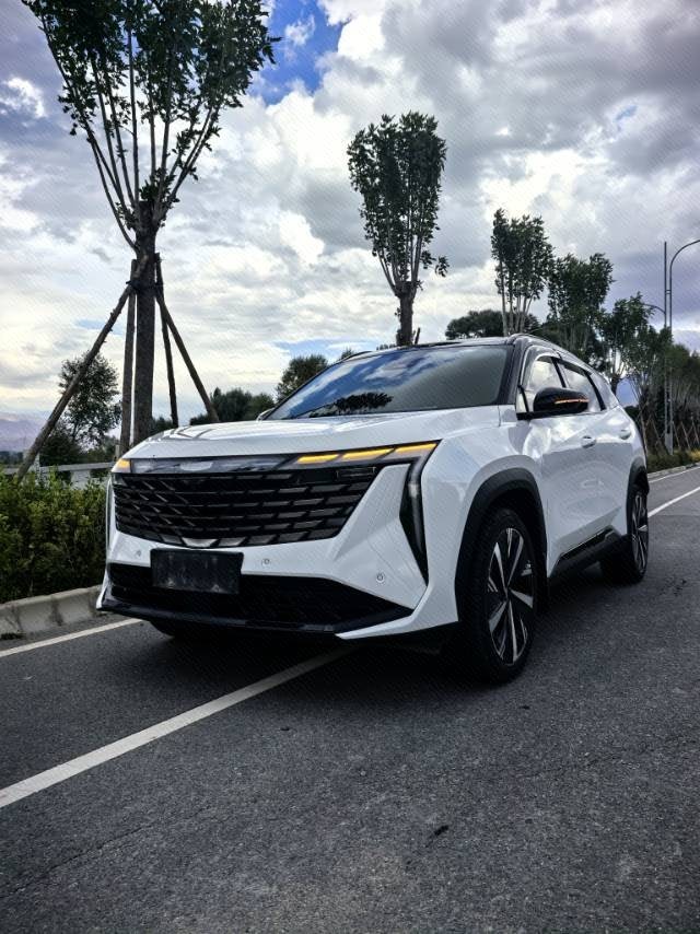 GEELY Boyue L 2023 car image 