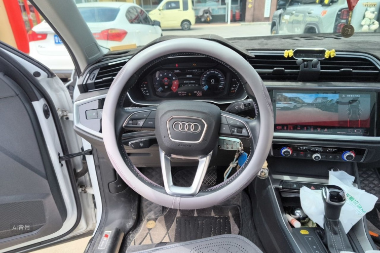 Audi Q3 2022 #12 Audi Q3 2022 car image #12
