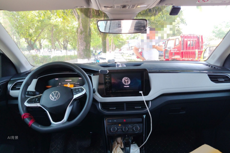 Volkswagen Tharu 2025 immagine di auto #11