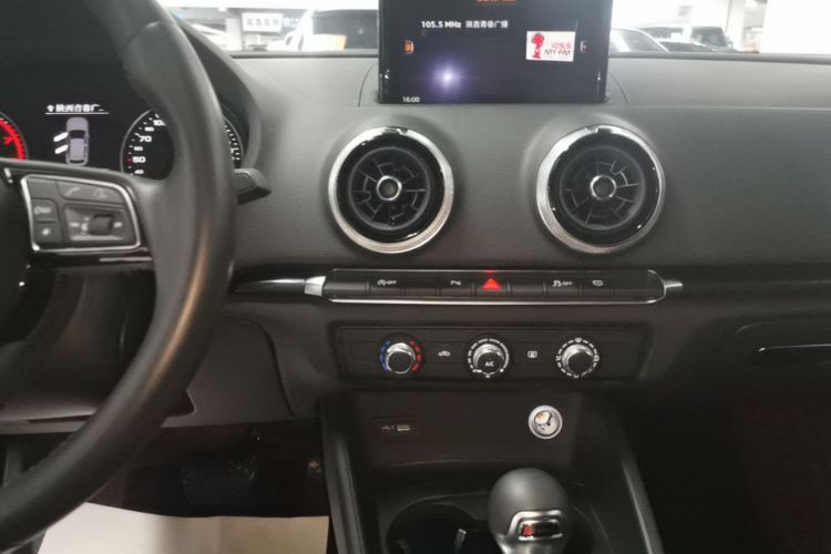 Audi A3 2019 #13 Audi A3 2019 car image #13