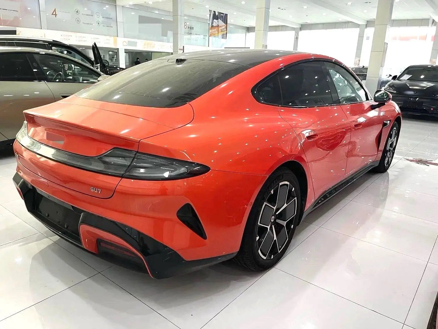 MI SU7 2025 car image #4