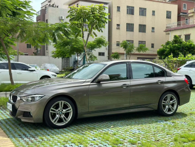 BMW 3 Series 2018 BMW 3 Series 2018 car image