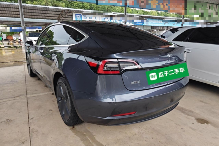 Tesla Model 3 2020 car image #5