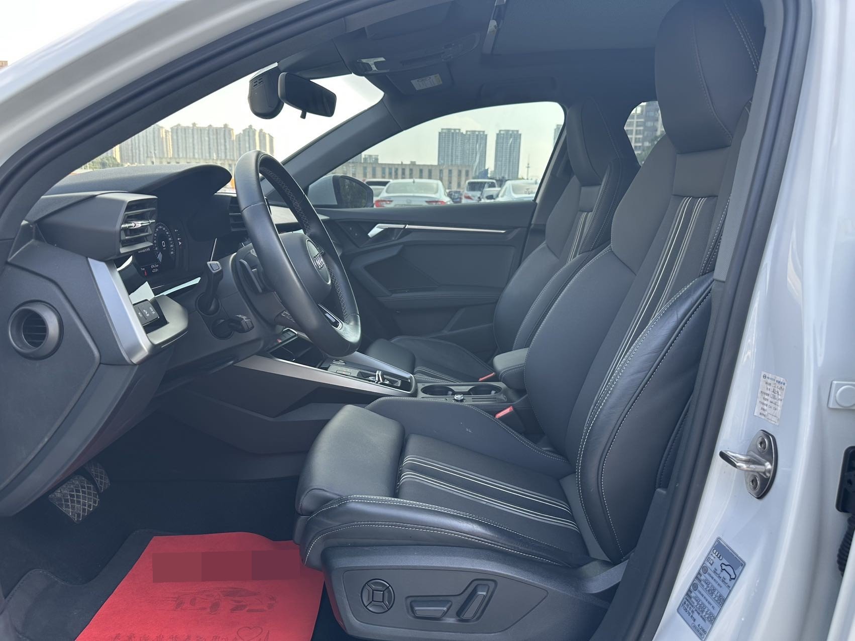 2023 car image #5