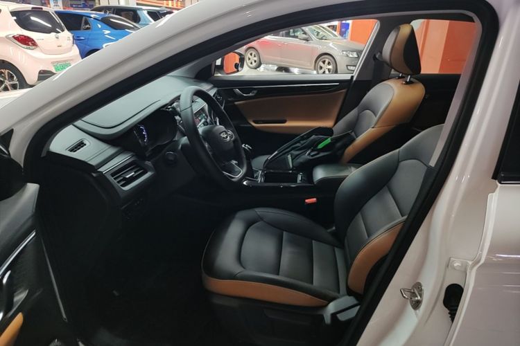 GEELY Emgrand GL 2020 #15 GEELY Emgrand GL 2020 изображение автомобиля #15