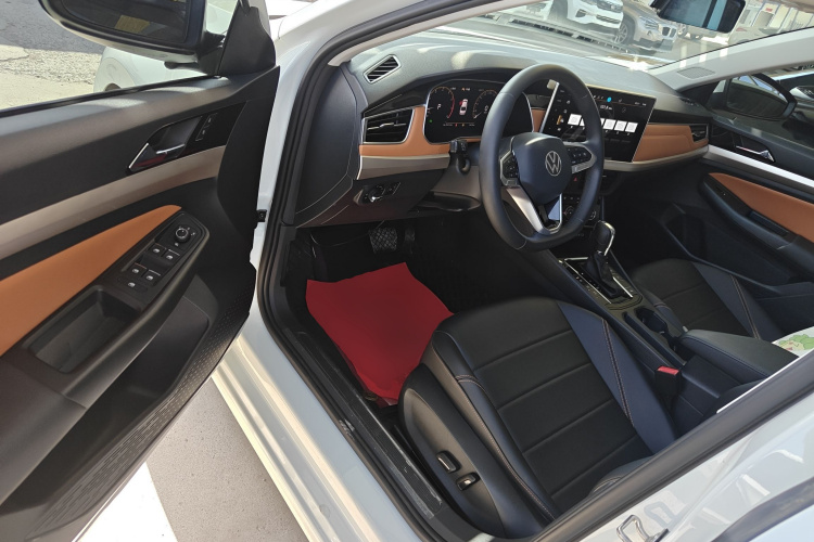 Volkswagen Bora 2024 изображение автомобиля #16