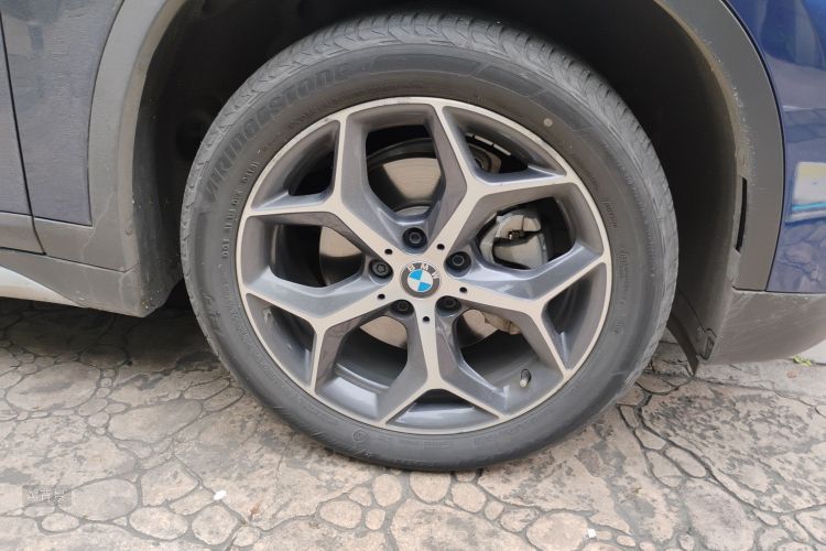 BMW X1 2018 #9 BMW X1 2018 car image #9
