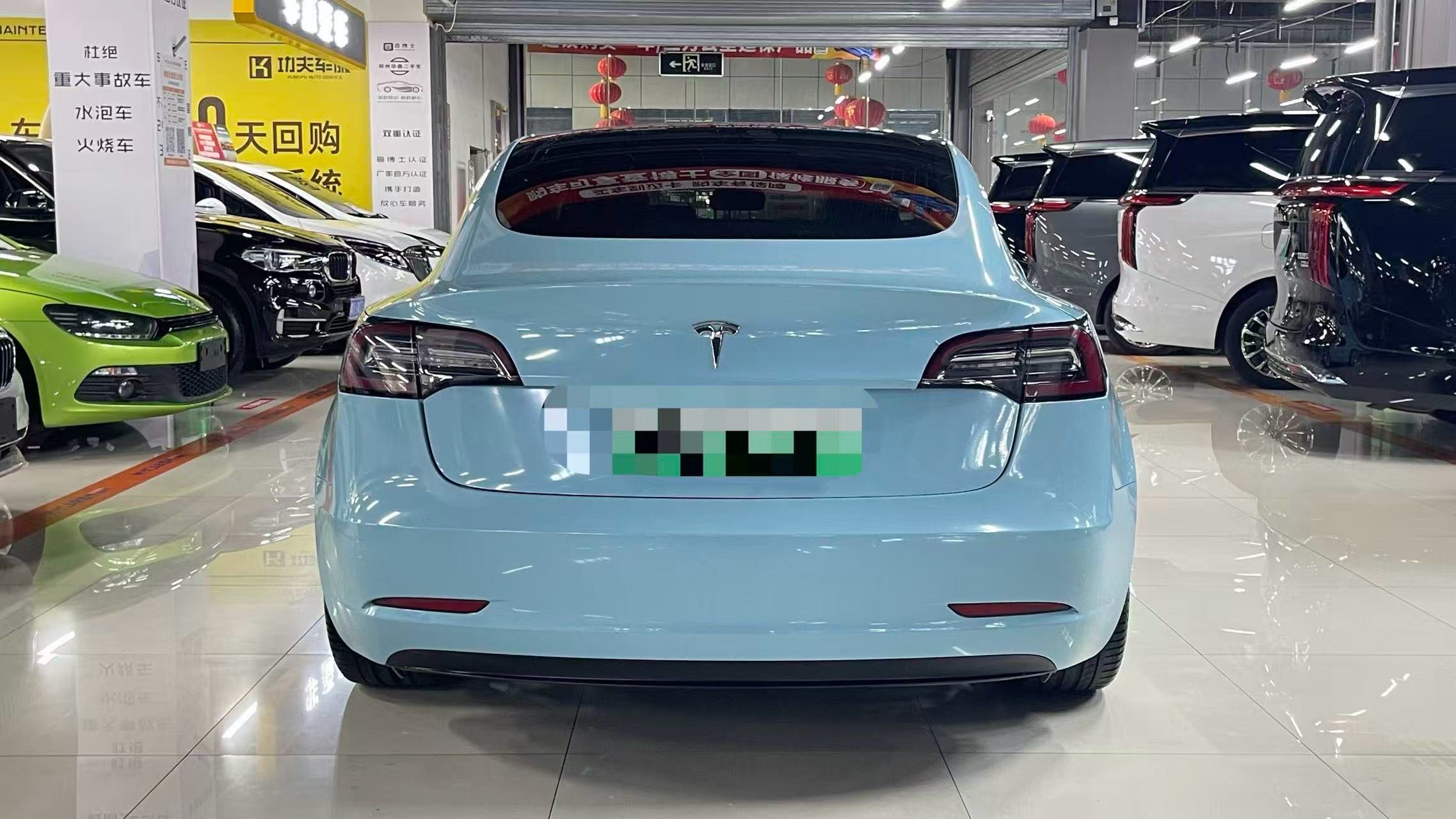 Tesla Model 3 2020 car image #3