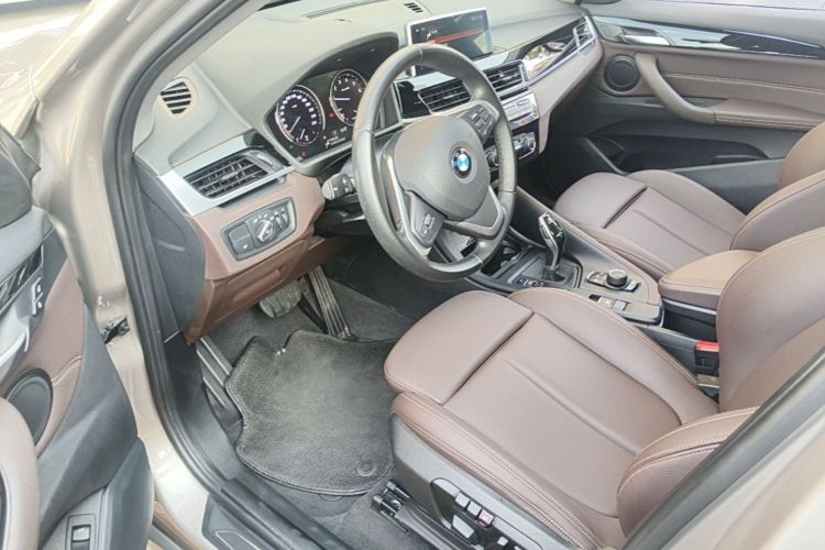 BMW X1 2020 car image #15