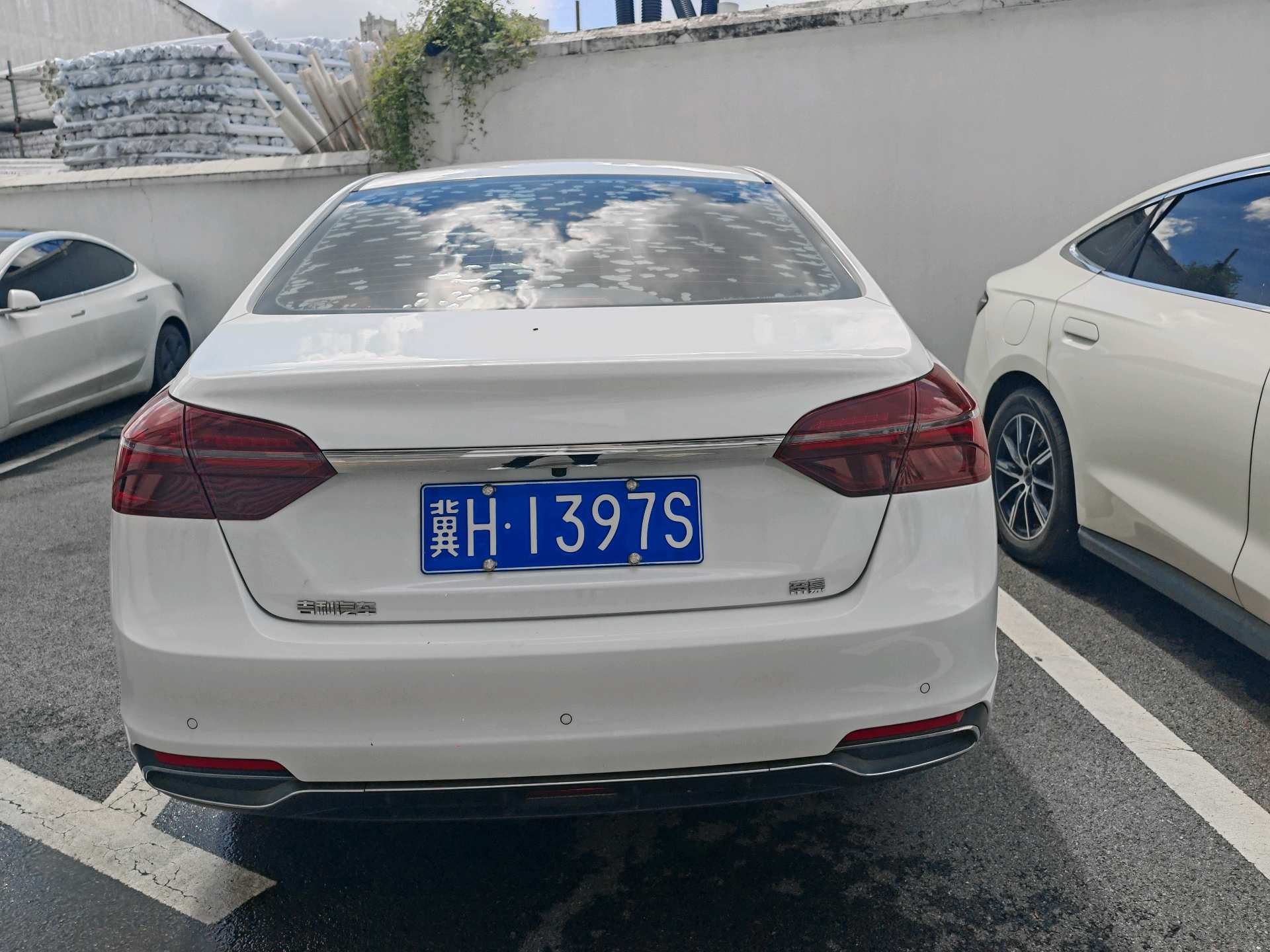 GEELY Emgrand 2020 #3 GEELY Emgrand 2020 car image #3