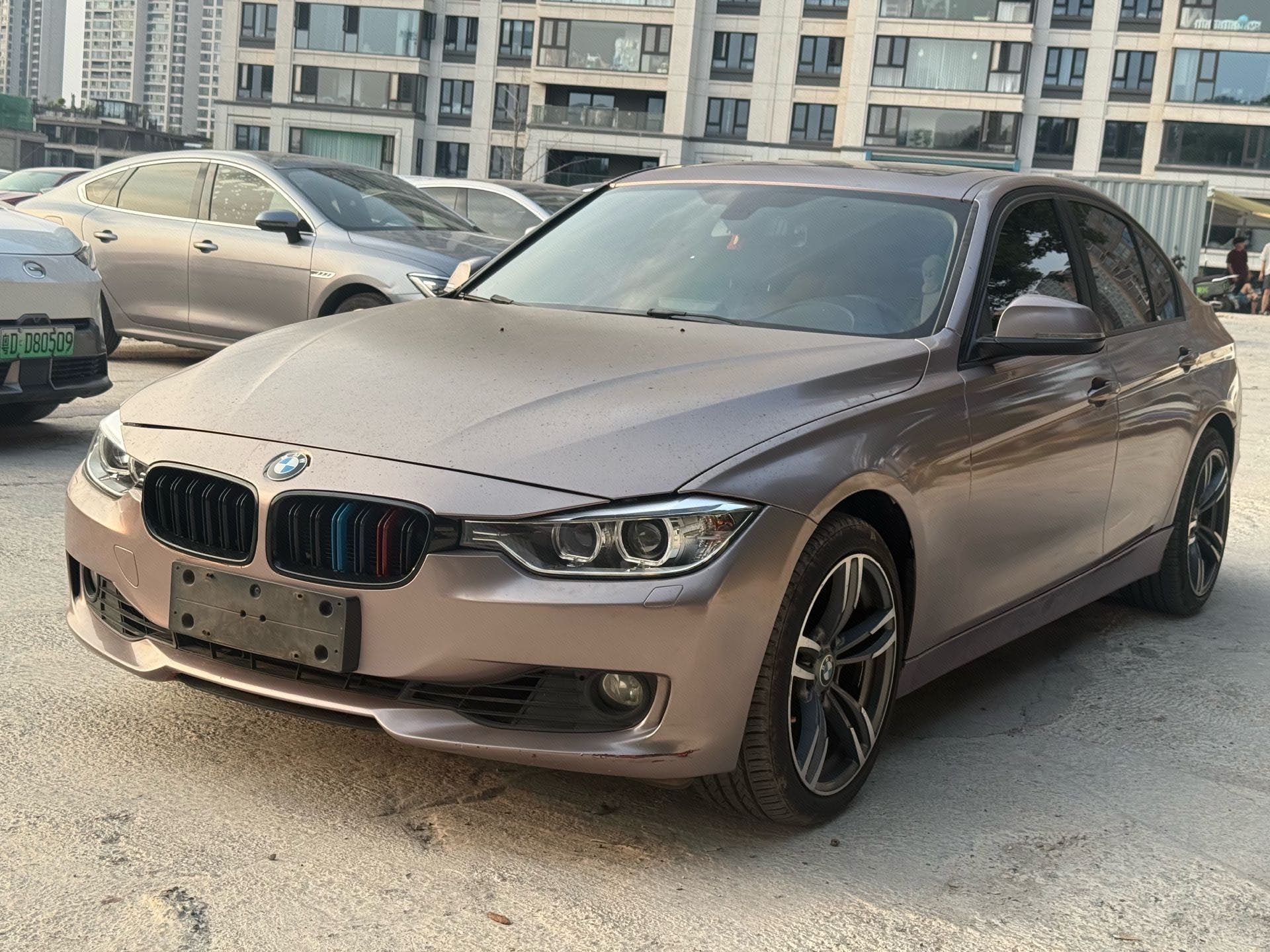 BMW 3 Series (Imported) 2013 car image 