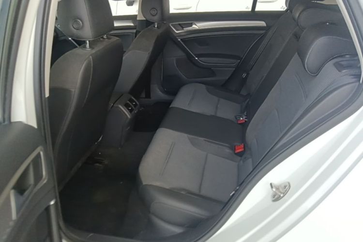 Volkswagen Golf 2018 #17 Volkswagen Golf 2018 car image #17