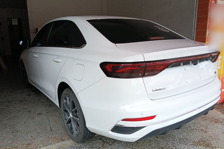 GEELY Emgrand 2024 #5 GEELY Emgrand 2024 image de voiture #5