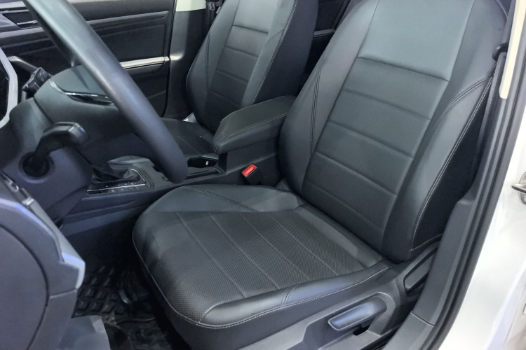 Volkswagen Lavida 2021 car image #17