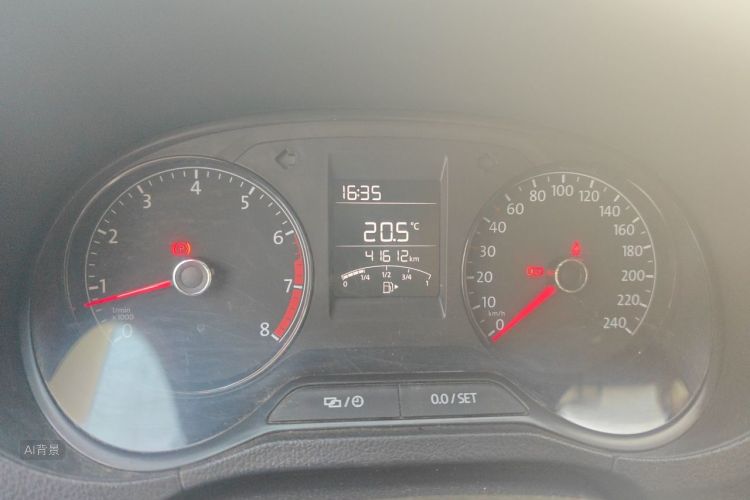 Volkswagen Polo 2018 imagem de carro #13