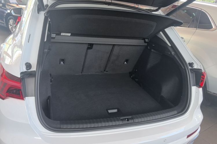 Audi Q3 2023 immagine di auto #19