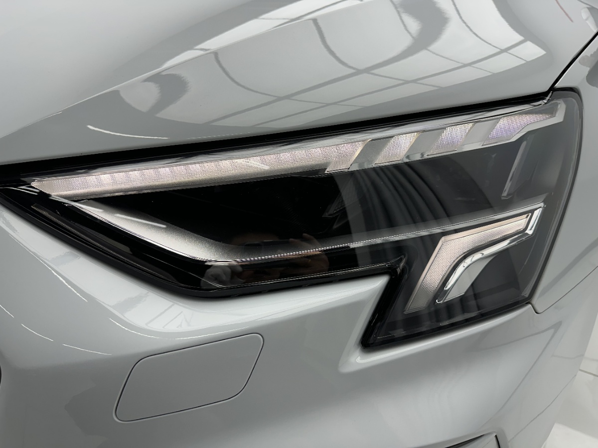 Audi A3 2024 صورة سيارة #10