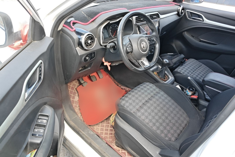 MG ZS 2018 #16 MG ZS 2018 car image #16