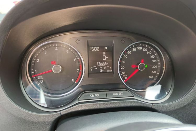 Volkswagen Polo 2016 #12 Volkswagen Polo 2016 car image #12