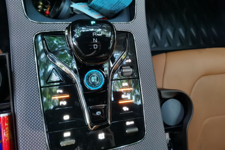 BYD Han 2022 car image #21