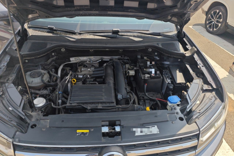 Volkswagen Tharu 2020 car image #22