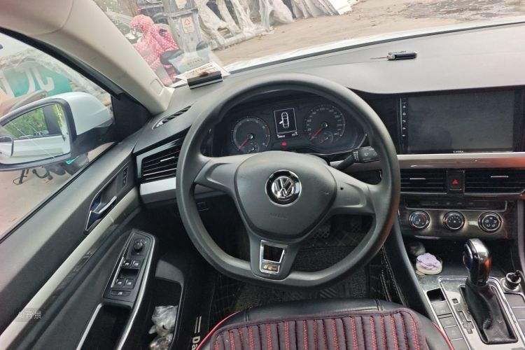 Volkswagen Bora 2019 car image #12