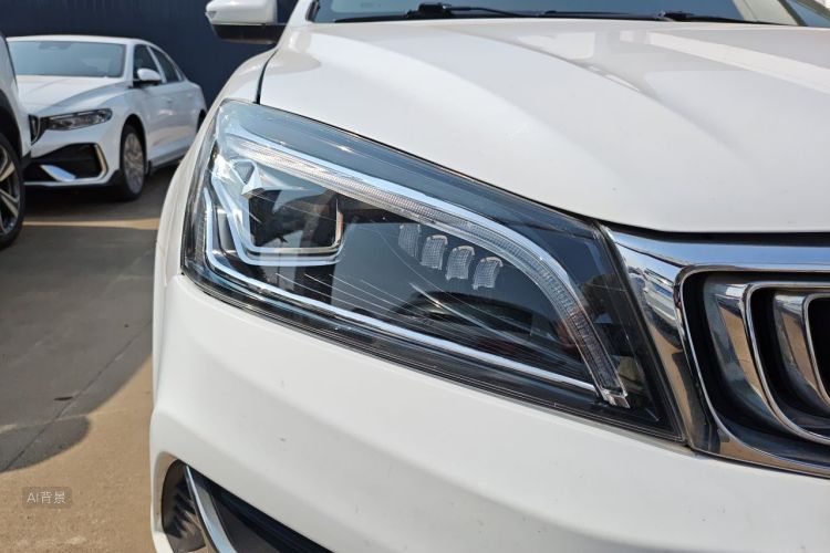 2019 immagine di auto #8