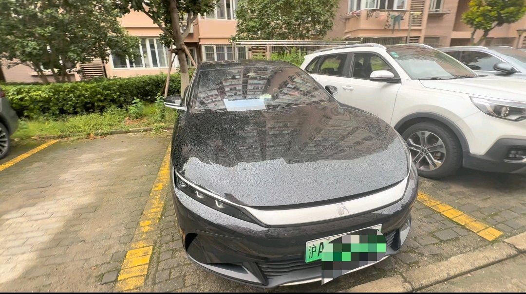 BYD Han 2023 #4 BYD Han 2023 car image #4