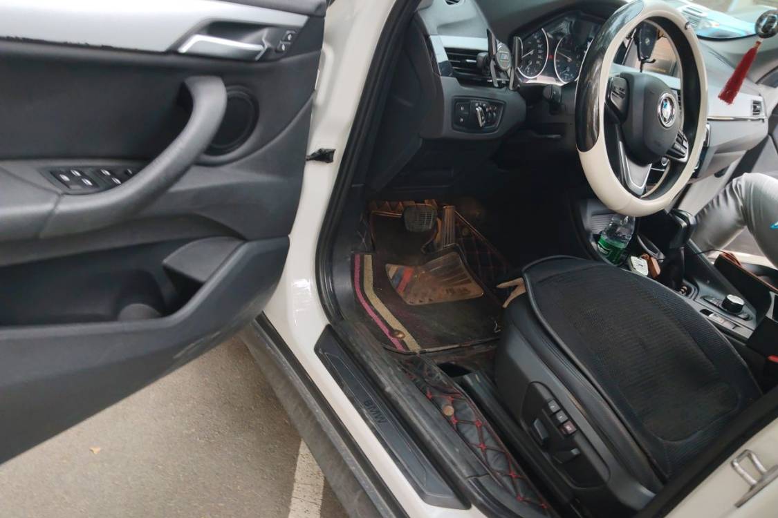 BMW X1 2017 car image #23