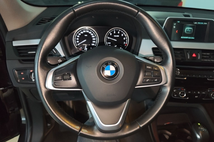 BMW X1 2018 #15 BMW X1 2018 immagine di auto #15