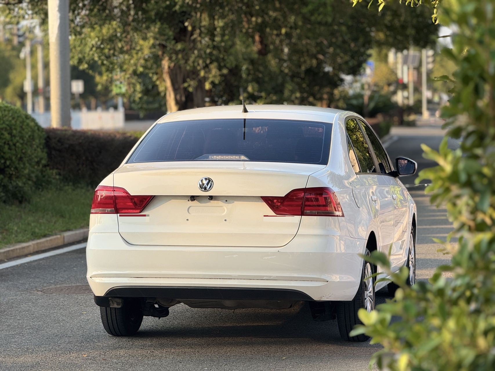 Volkswagen Santana 2020 imagen de coche #9
