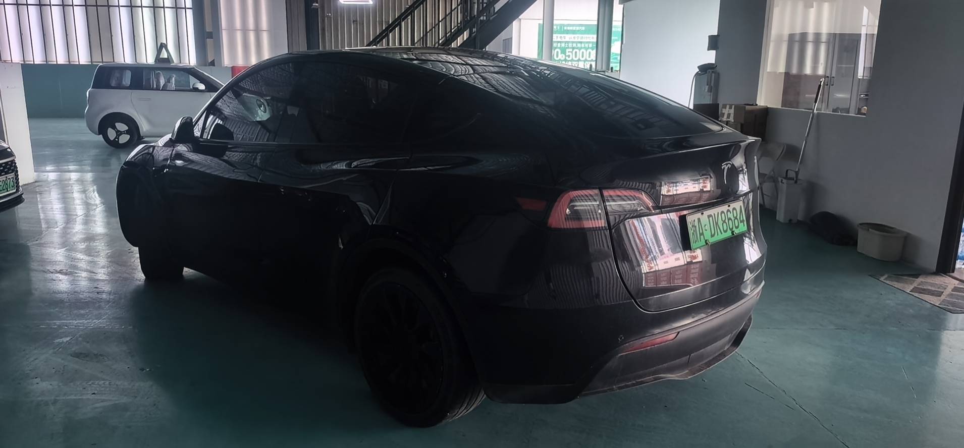 Tesla Model Y 2021 #4 Tesla Model Y 2021 car image #4