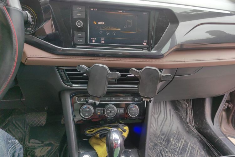 Volkswagen Tharu 2019 immagine di auto #15