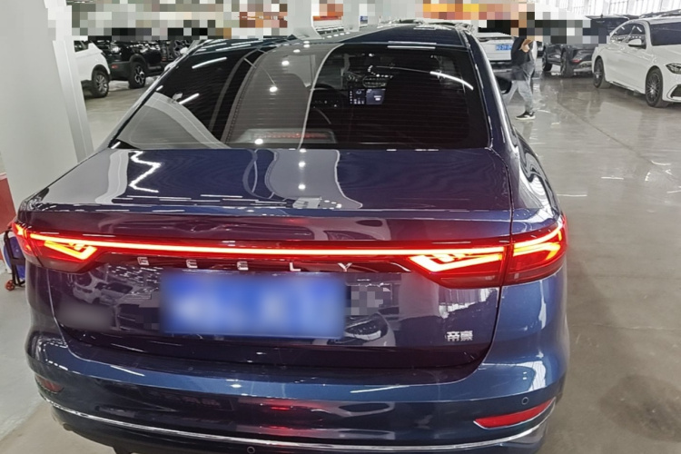 GEELY Emgrand 2025 #6 GEELY Emgrand 2025 image de voiture #6