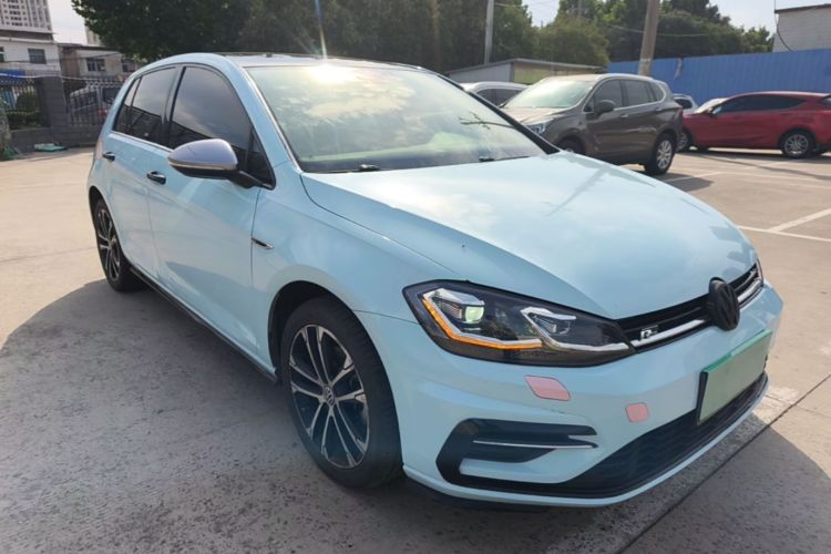Volkswagen Golf 2019 #4 Volkswagen Golf 2019 car image #4