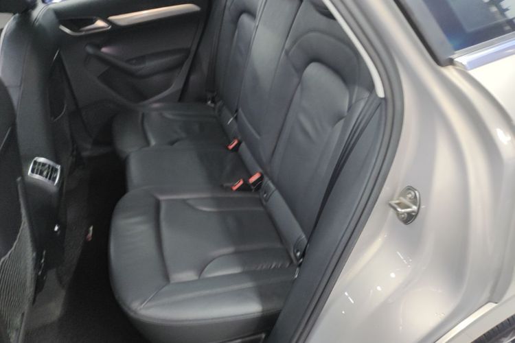Audi Q3 2016 #17 Audi Q3 2016 car image #17