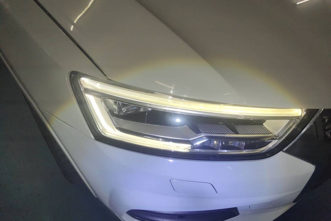 Audi Q3 2018 car image #7