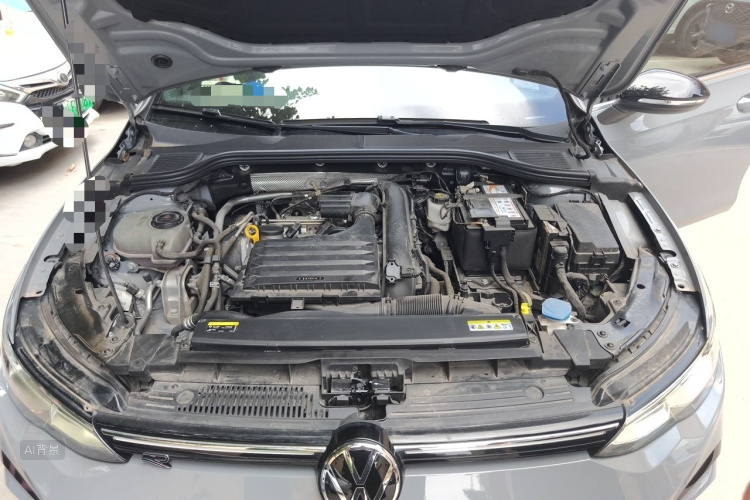 Volkswagen Golf 2023 car image #22