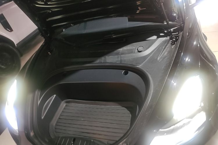 Tesla Model 3 2023 car image #22