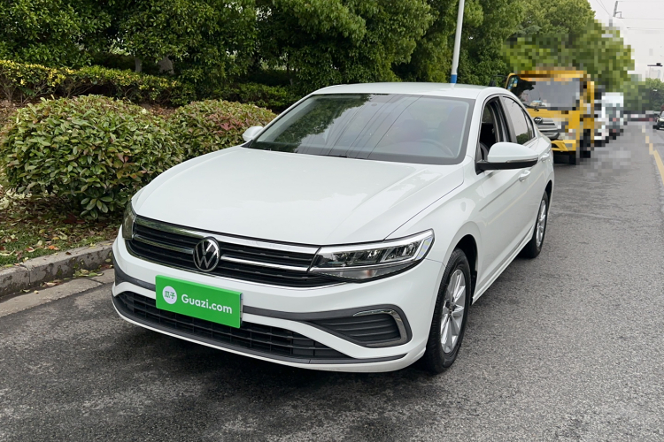 Volkswagen Bora 2023 car image #2