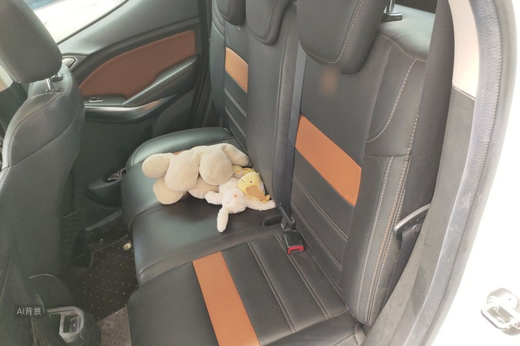 BYD Yuan 2016 car image #19