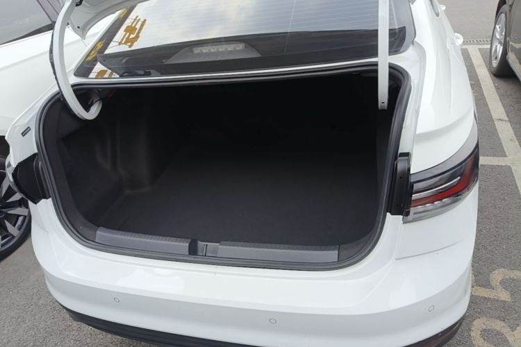 Volkswagen Lavida 2024 #19 Volkswagen Lavida 2024 car image #19