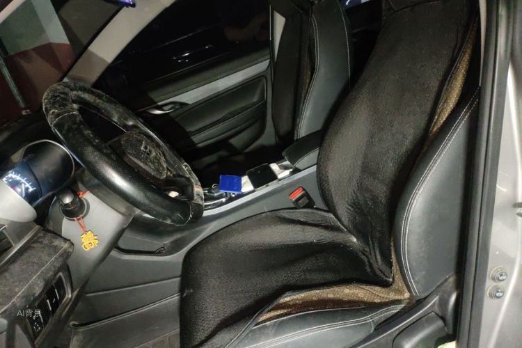 GEELY Emgrand 2021 car image #17