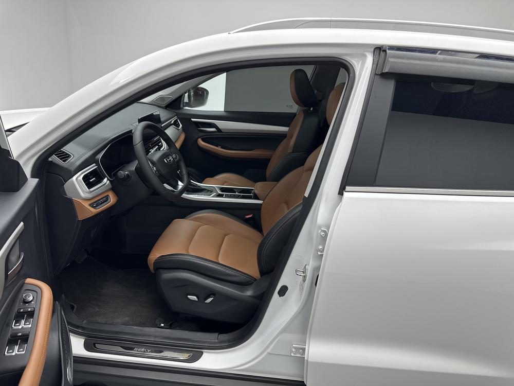 GEELY Vision X6 2020 car image #17