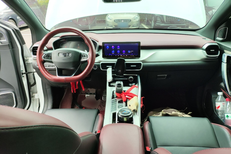 GEELY Coolray 2020 car image #10