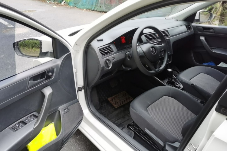 Volkswagen Santana 2020 car image #16